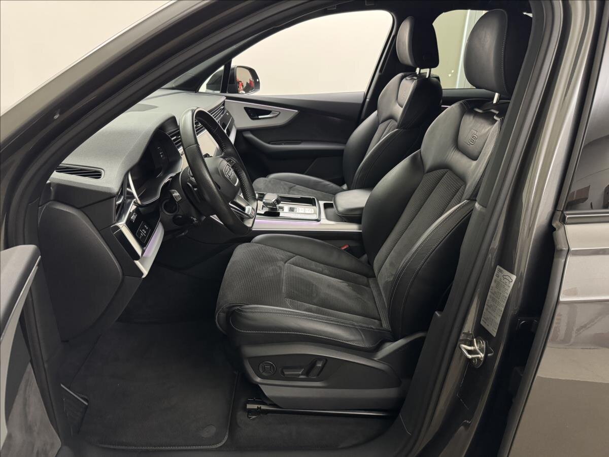 Audi Q7 SUV 3,0 l 210 kw