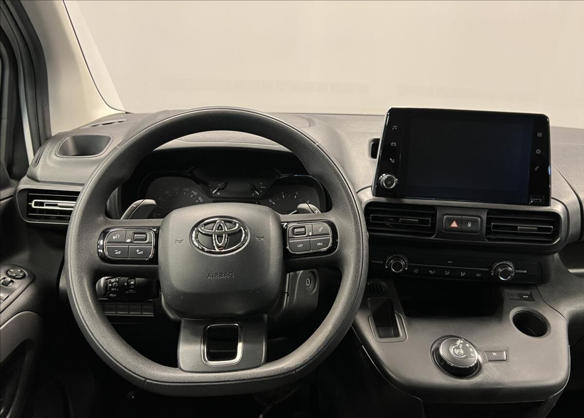 Toyota ProAce City Verso MPV 1,2 l 96 kw