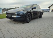 Tesla Model Y Hatchback 0,0 0