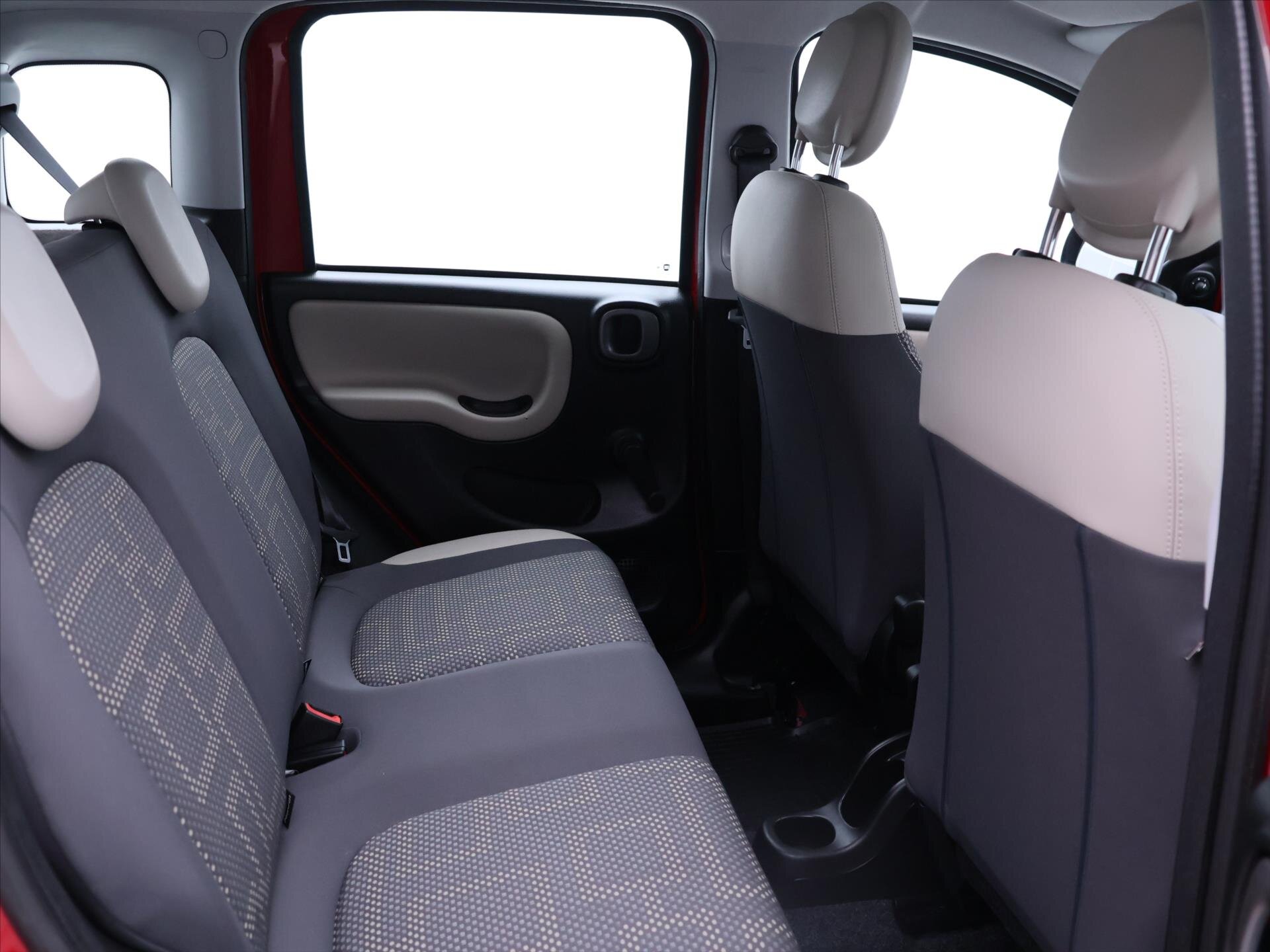 Fiat Panda Hatchback 875,0 63 kw