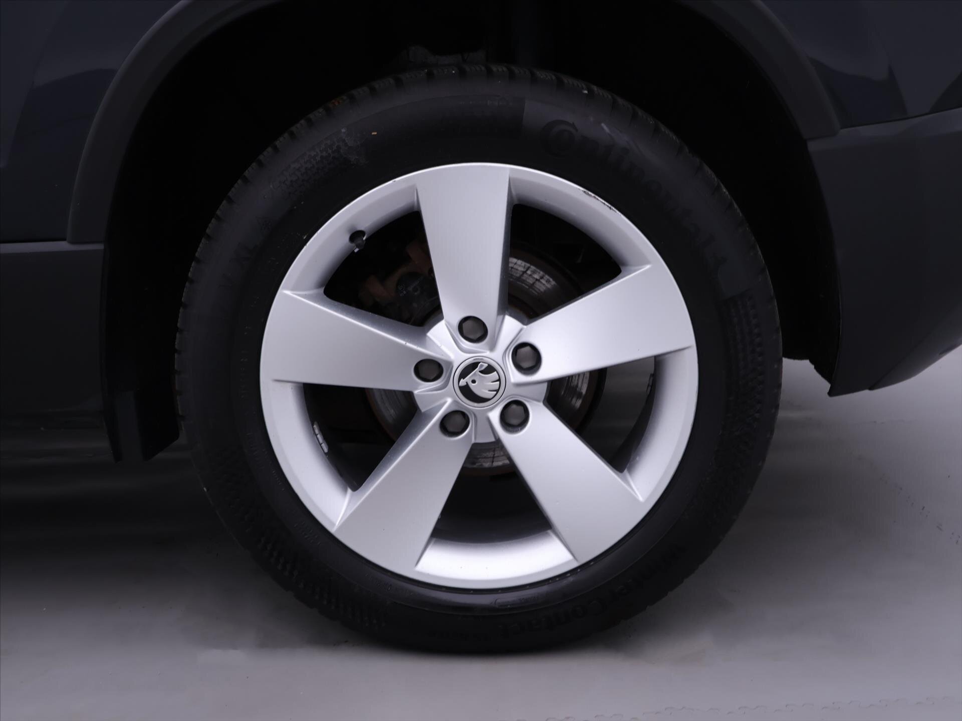 Škoda Karoq SUV / Terénní 1,6 l 85 kw