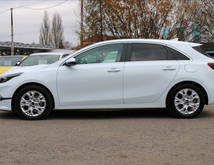 KIA Ceed 8