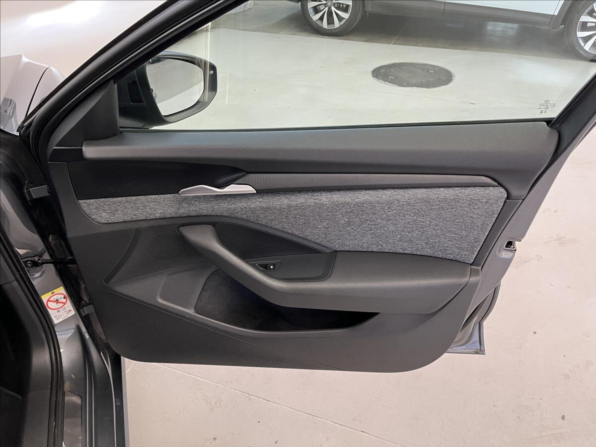 Škoda Superb Kombi 2,0 l 110 kw