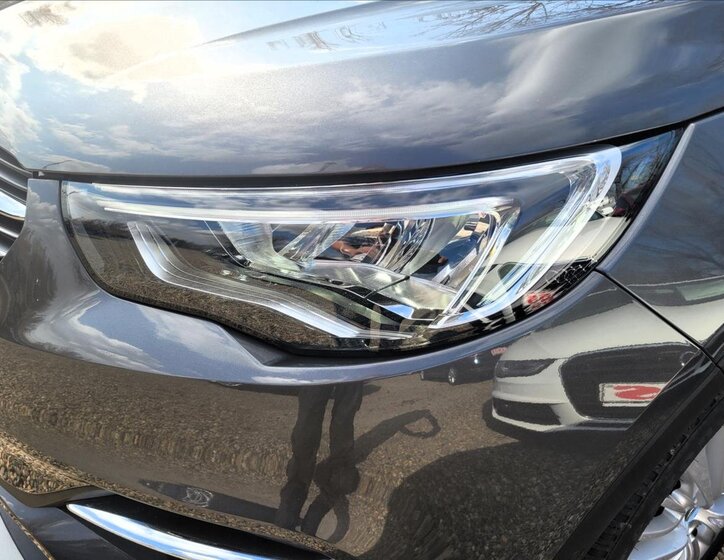 Opel Grandland X SUV / Terénní 1,5 l 96 kw