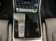 Audi Q8 SUV / Terénní 3,0 l 210 kw