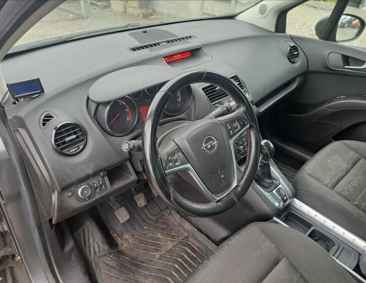 Opel Meriva Hatchback 1,2 l 55 kw