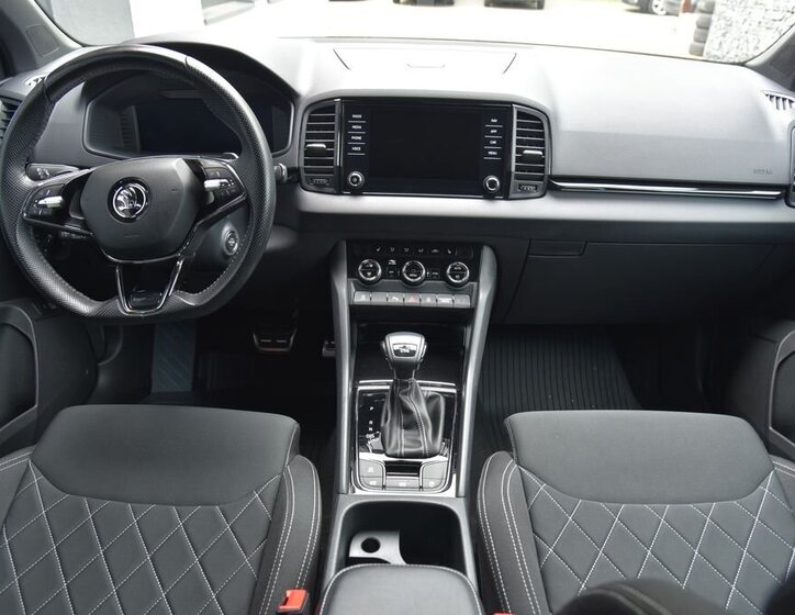 Škoda Karoq SUV / Terénní 1,5 l 110 kw