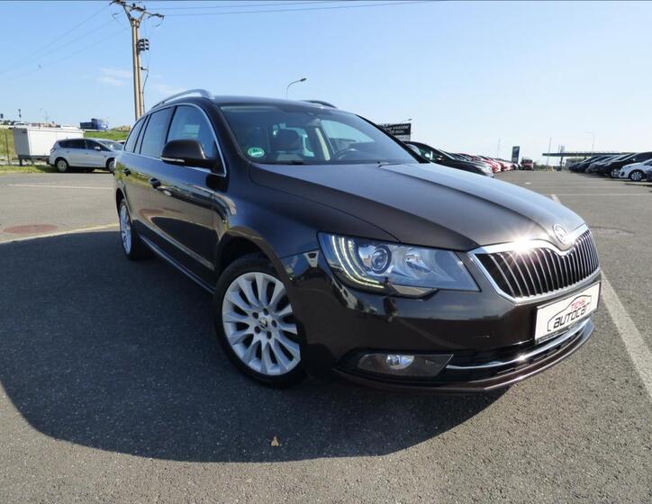 Škoda Superb 1
