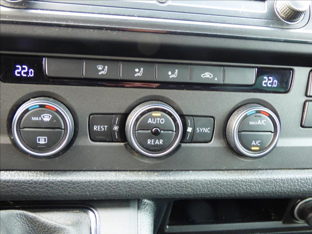 Volkswagen Caravelle MPV 2,0 l 110 kw