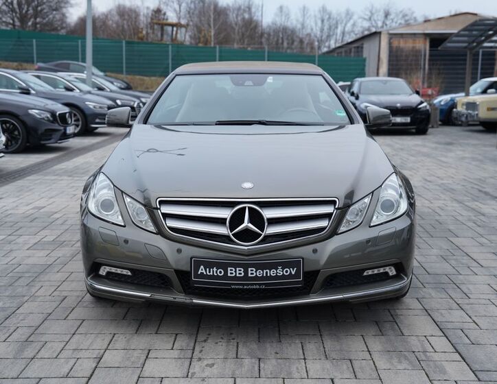 Mercedes-Benz Třídy E 1