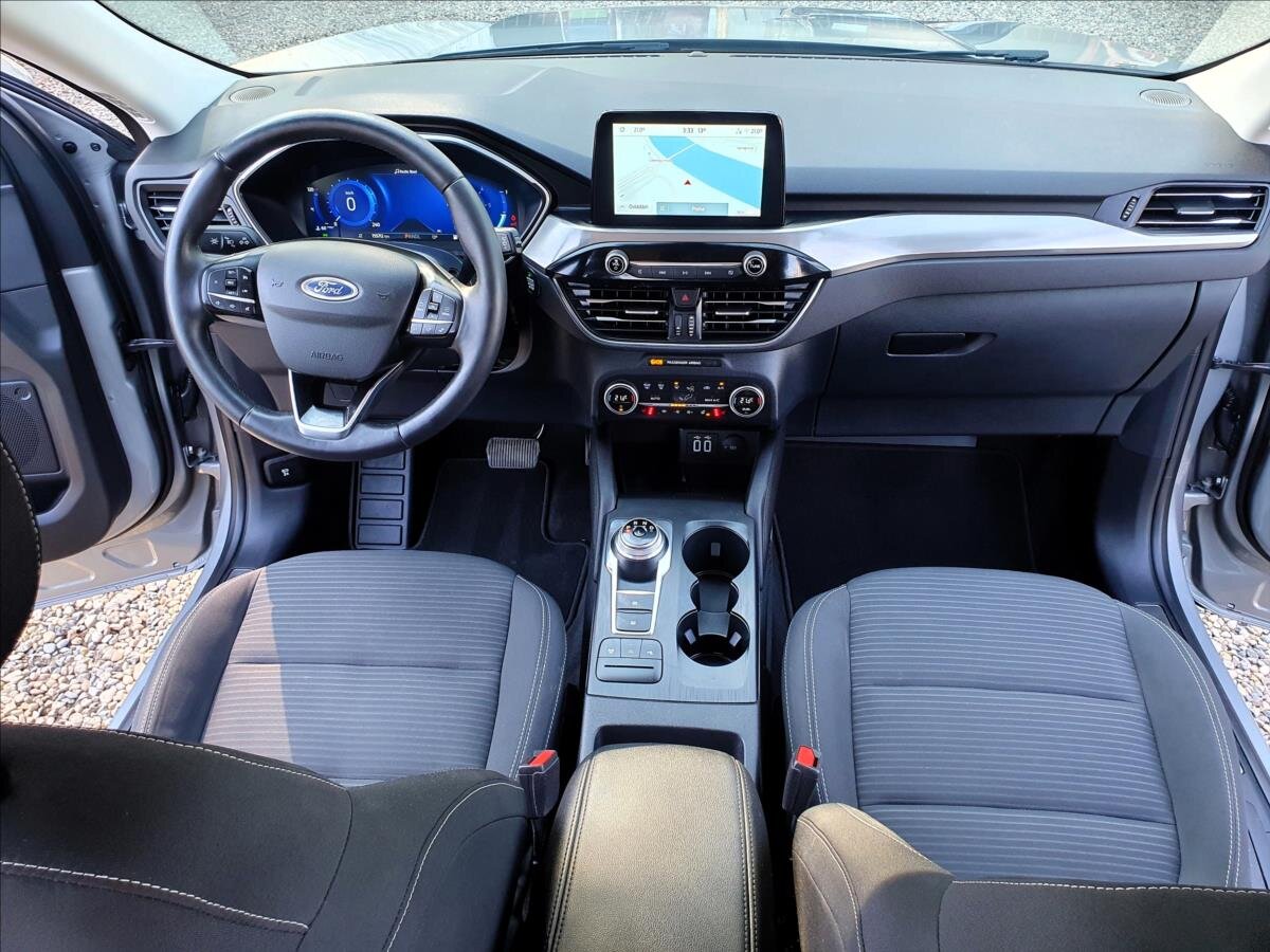 Ford Kuga SUV / Terénní 1,5 l 88 kw