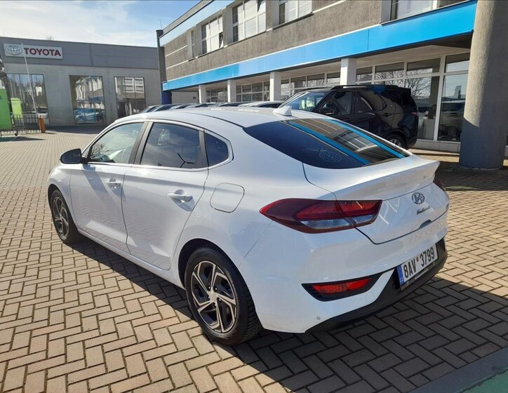 Hyundai i30 Liftback 998,0 88 kw