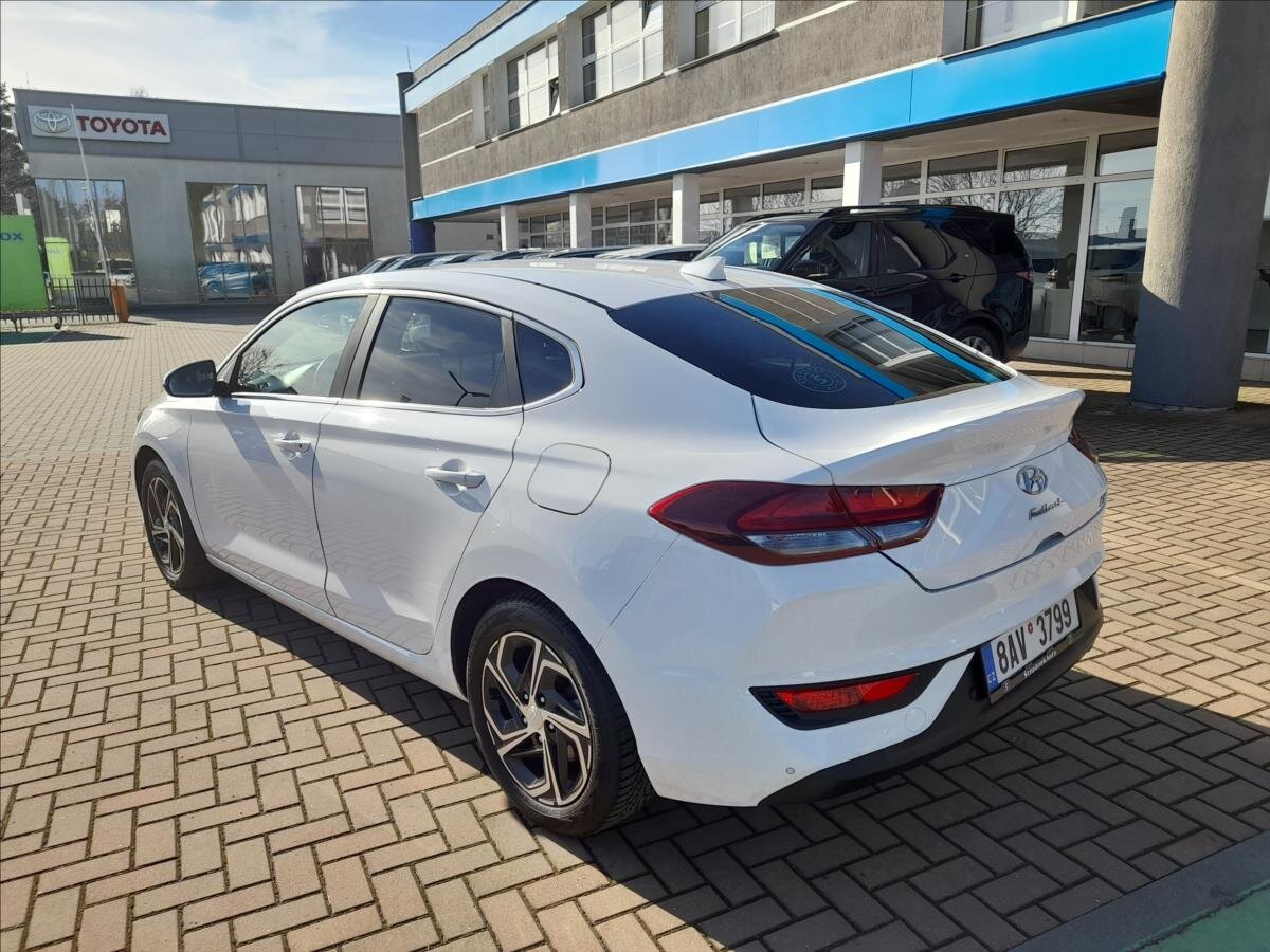 Hyundai i30 Liftback 998,0 88 kw