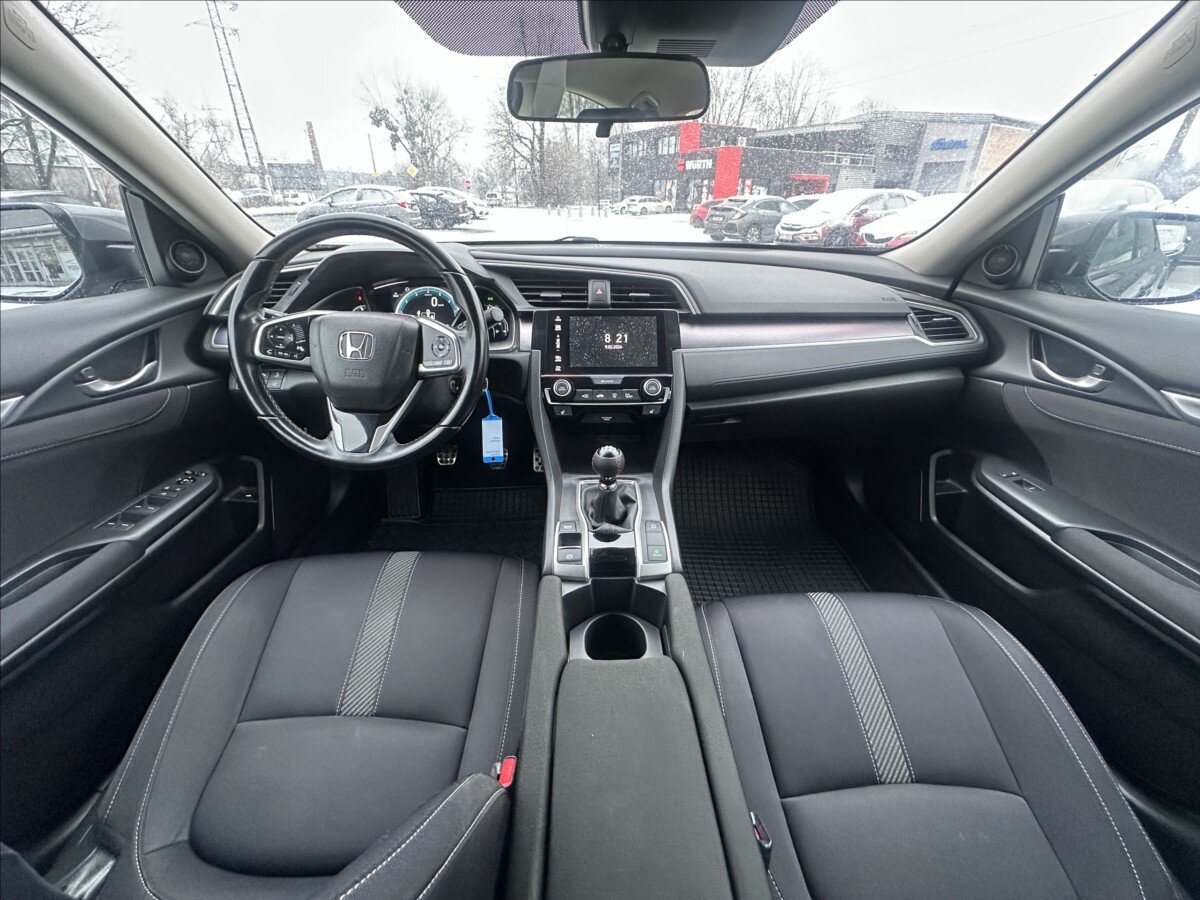 Honda Civic Sedan / Limuzína 1,5 l 134 kw