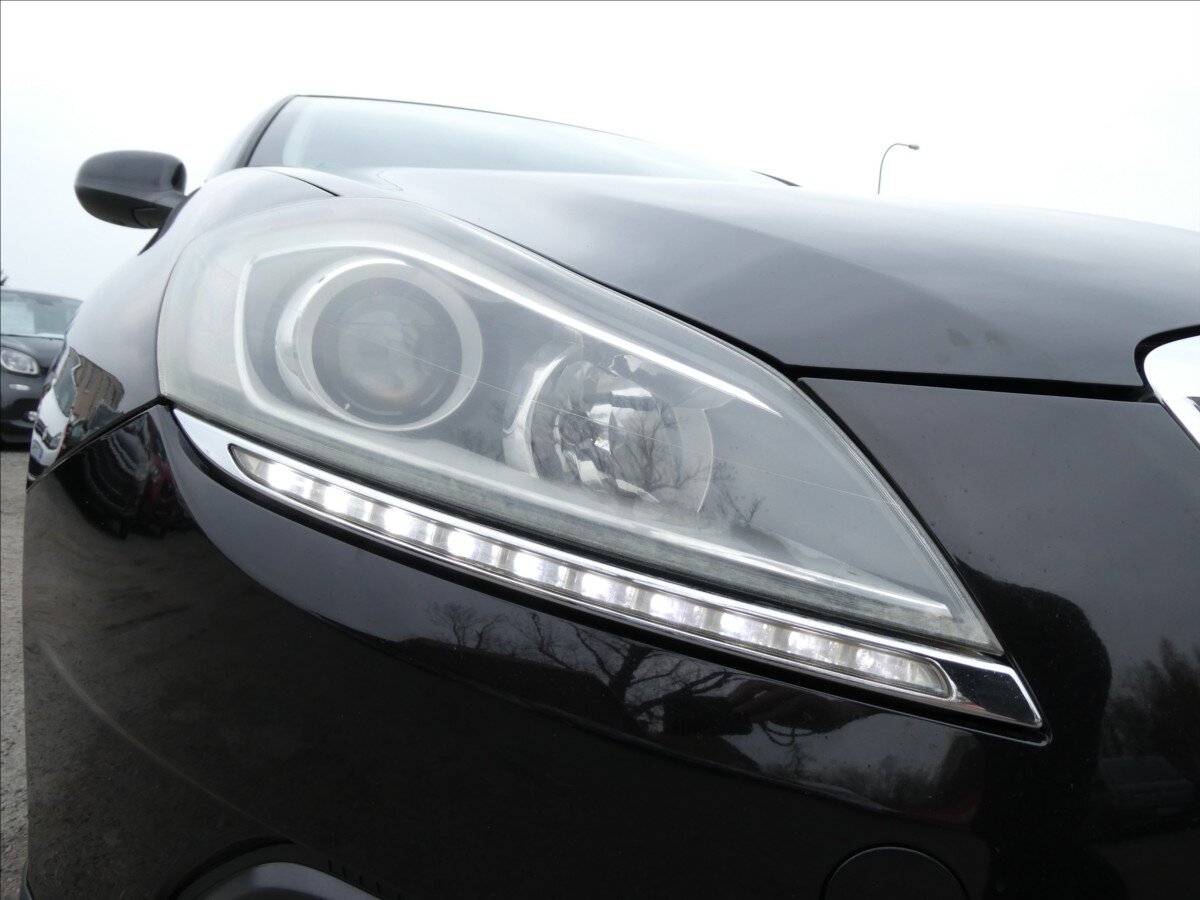 Lancia Delta Hatchback 1,4 l 88 kw