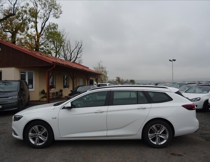 Opel Insignia Kombi 2,0 l 125 kw