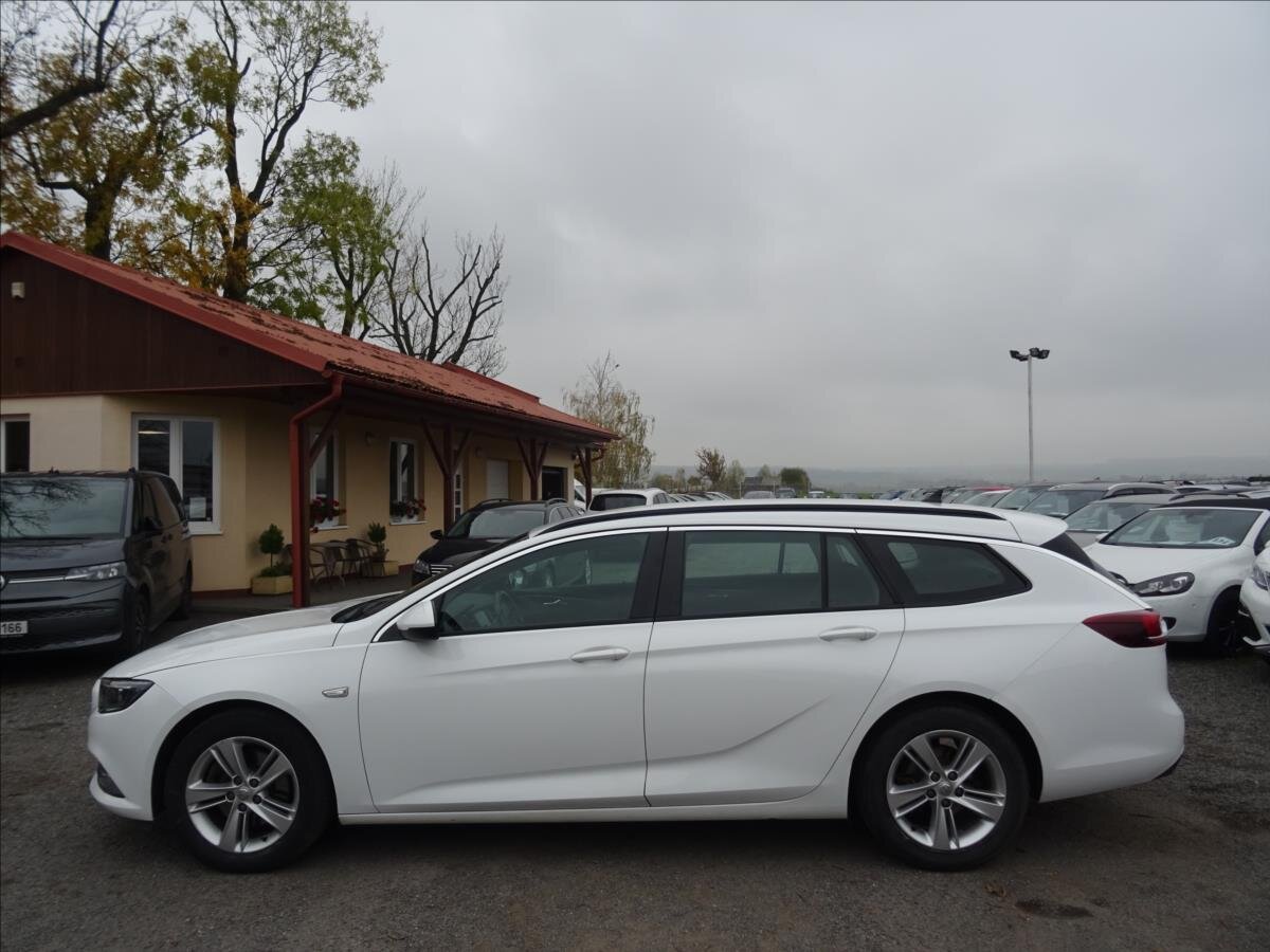 Opel Insignia Kombi 2,0 l 125 kw