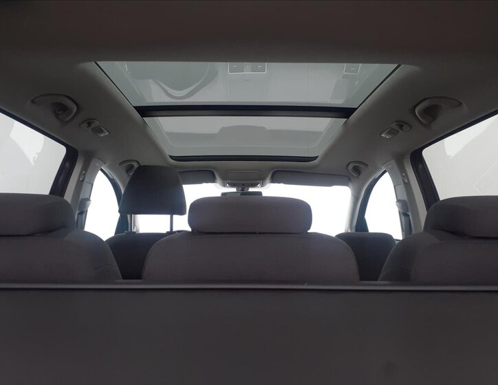 Volkswagen Touran MPV 2,0 l 103 kw