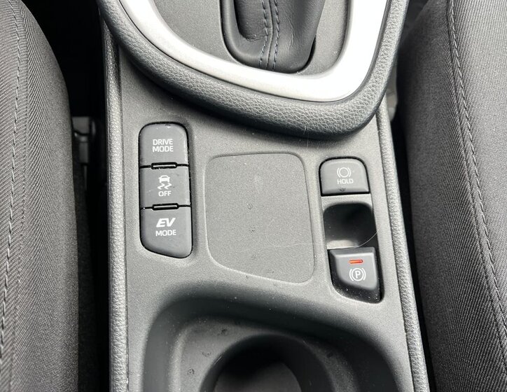 Toyota Yaris Hatchback 1,5 l 68 kw