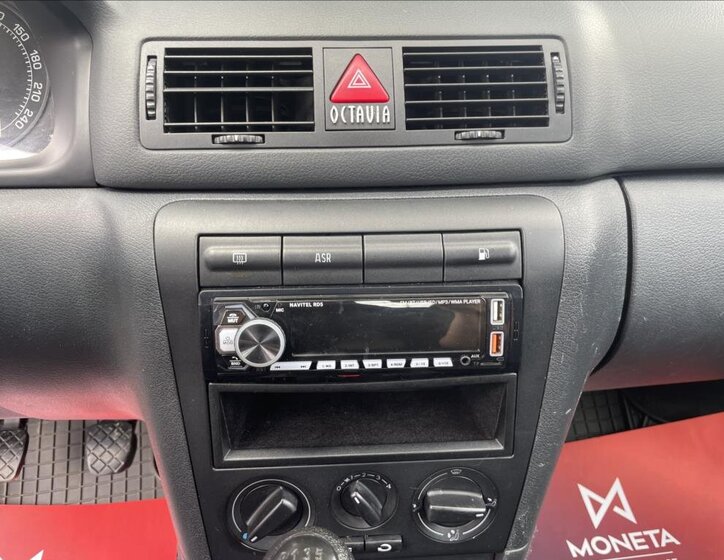 Škoda Octavia 25
