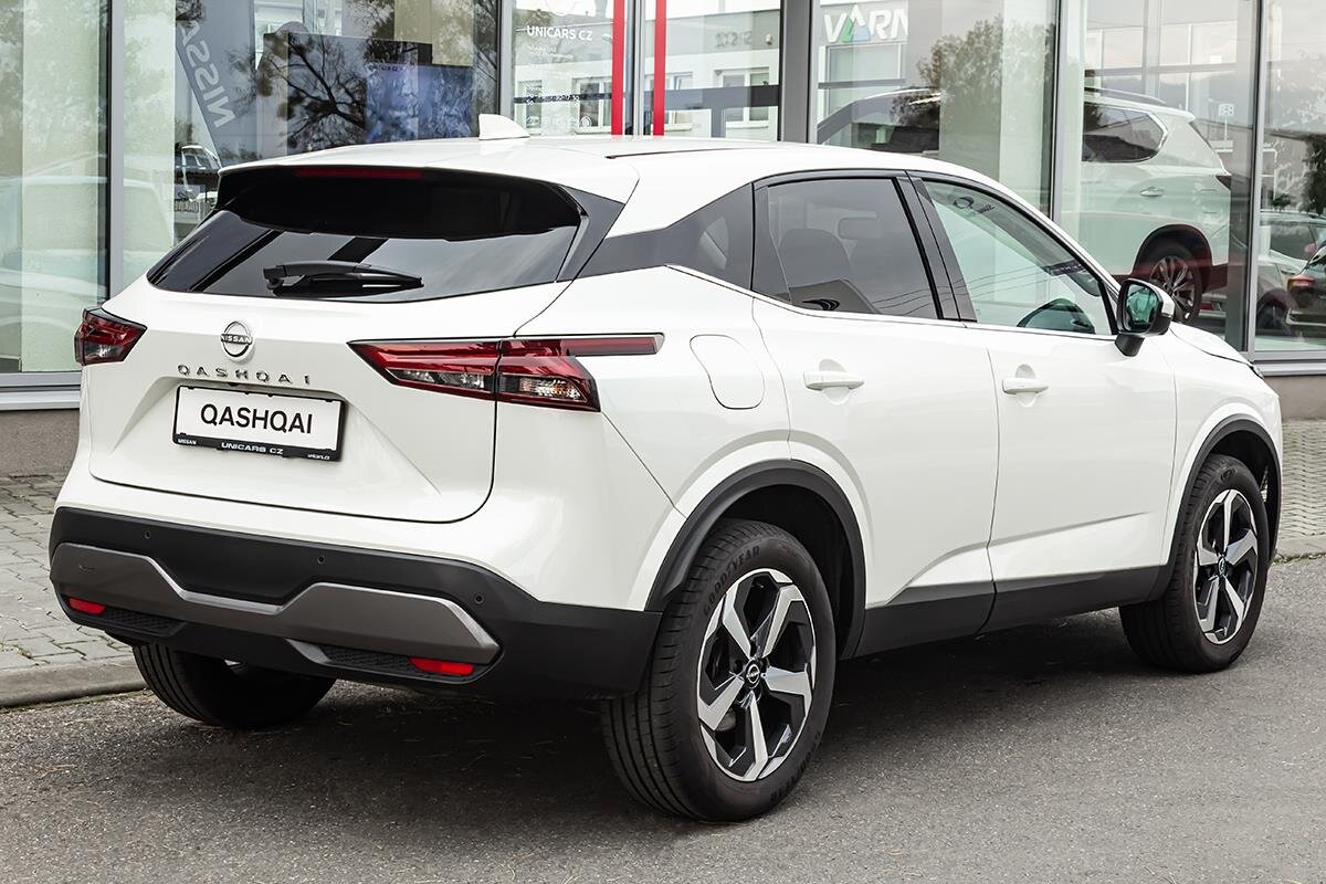 Nissan Qashqai SUV 1,3 l 116 kw