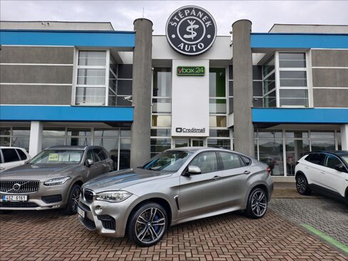 BMW X6 SUV 4,4 l 423 kw