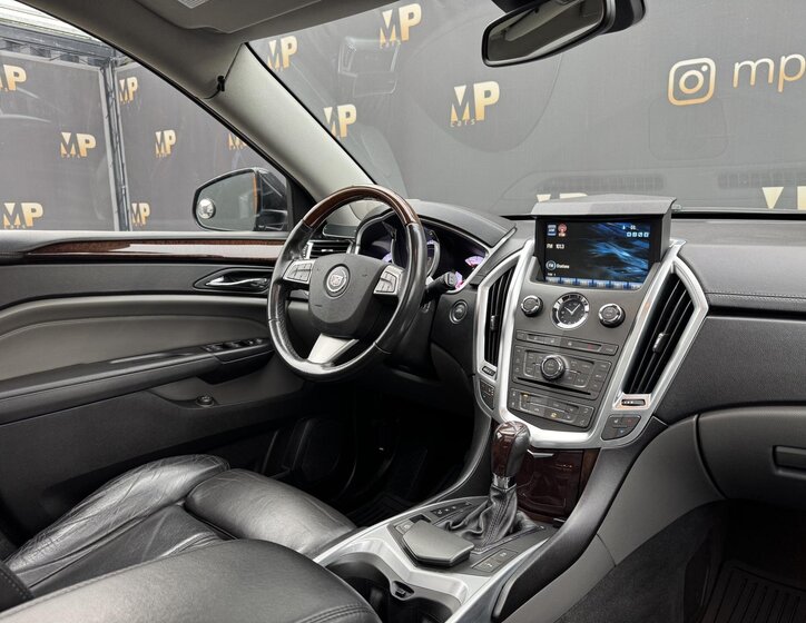 Cadillac SRX SUV 3,0 l 198 kw