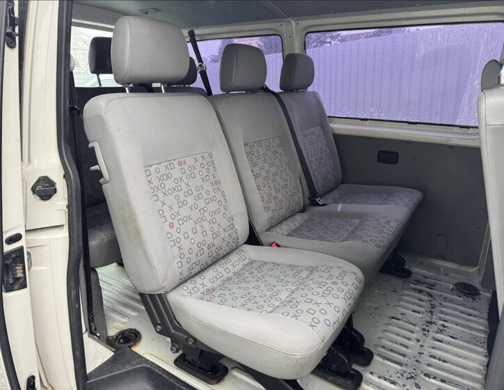 Volkswagen Transporter Kombi 1,9 l 90 kw