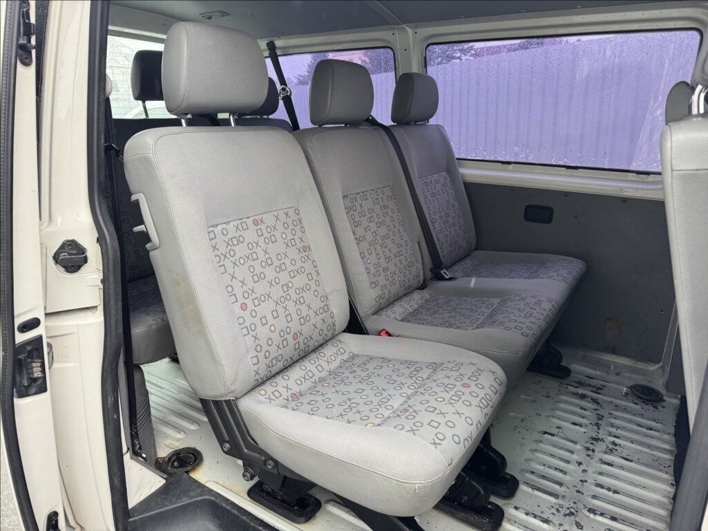 Volkswagen Transporter Kombi 1,9 l 90 kw