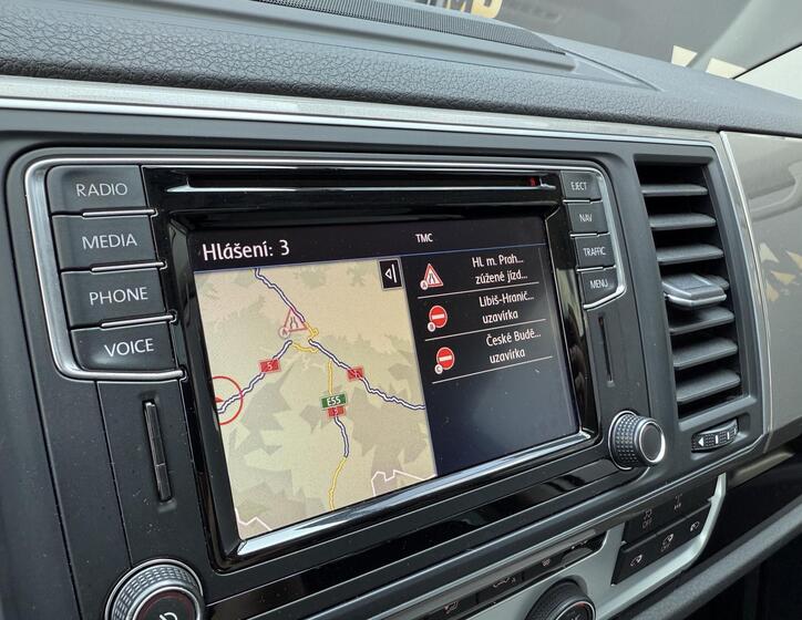 Volkswagen Multivan 31