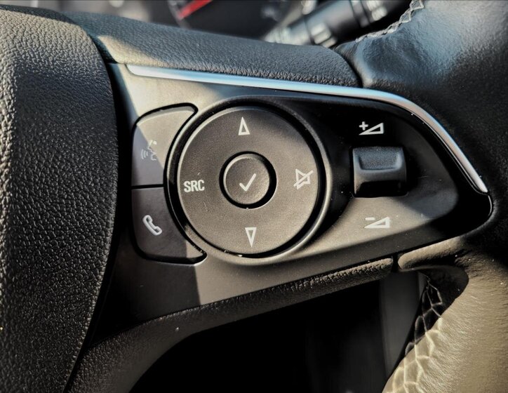 Opel Grandland X SUV / Terénní 1,5 l 96 kw