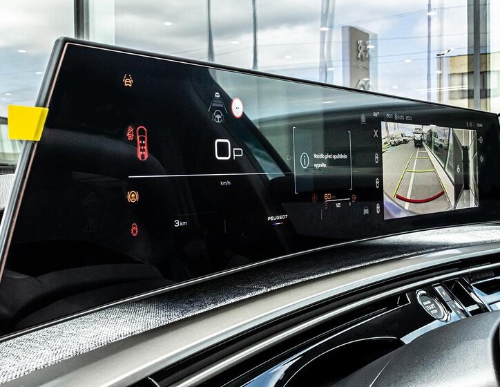 Peugeot 5008 SUV / Terénní 1,2 l 107 kw