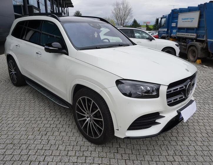 Mercedes-Benz GLS 1