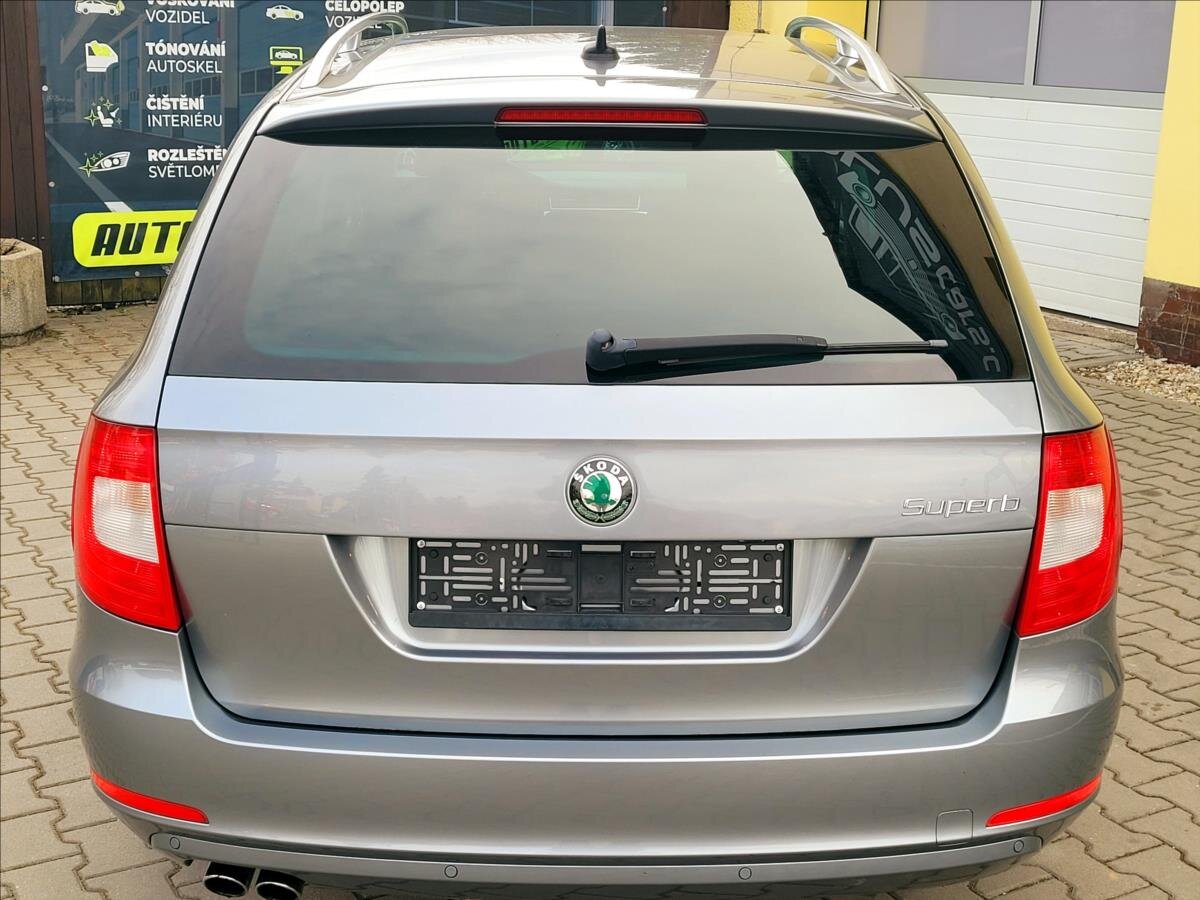 Škoda Superb Kombi 1,8 l 118 kw