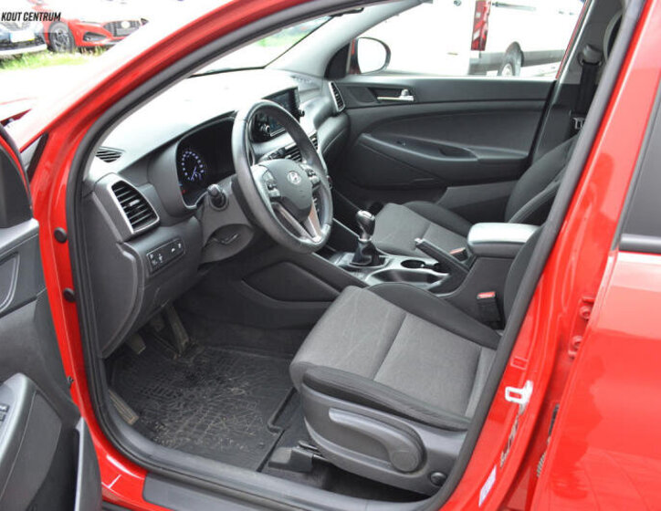 Hyundai Tucson SUV 1,6 l 100 kw