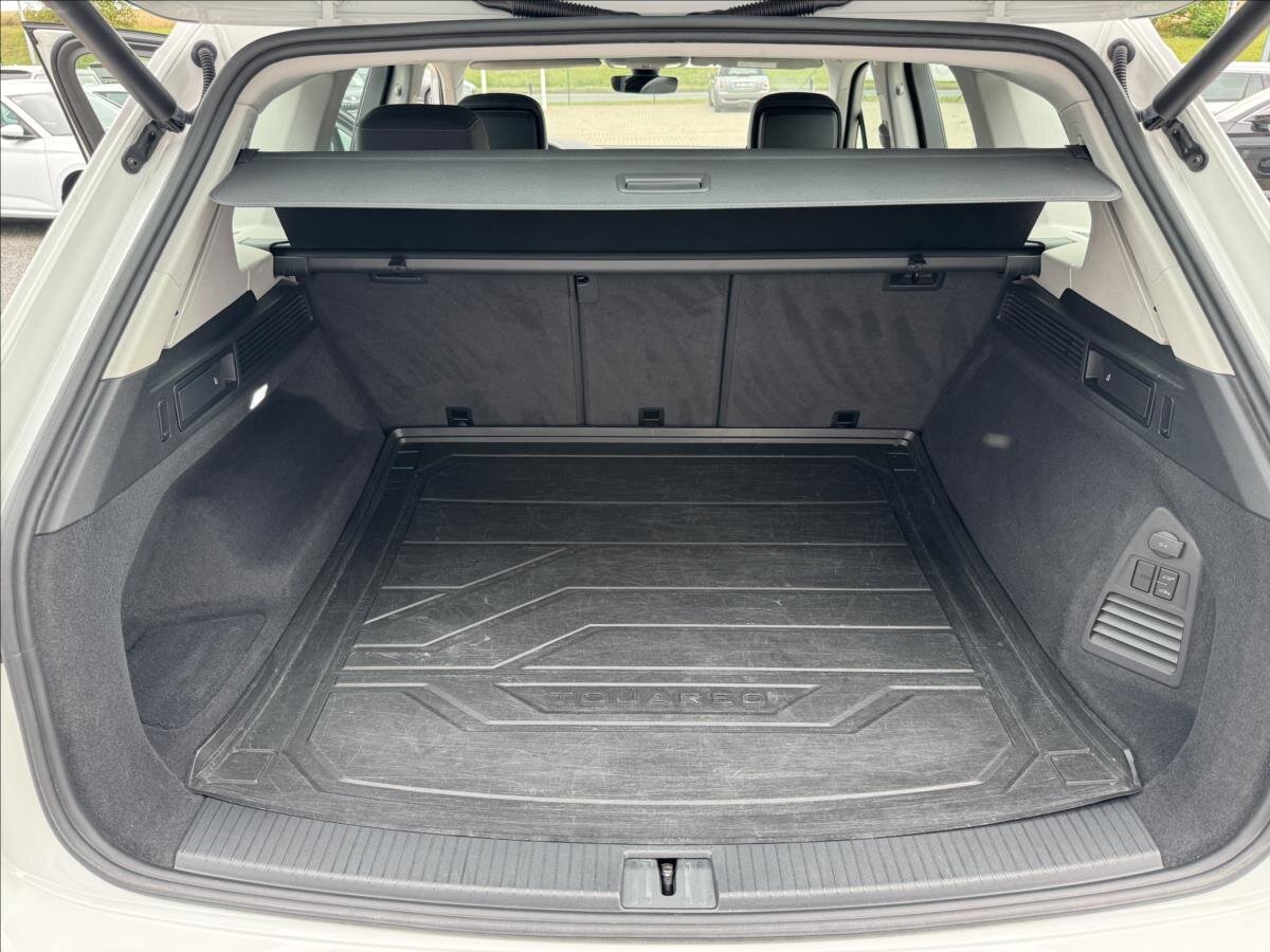 Volkswagen Touareg SUV / Terénní 3,0 l 170 kw