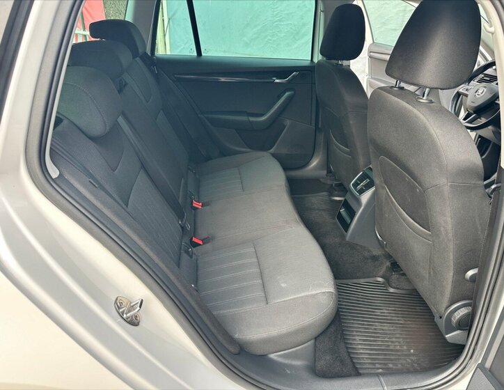 Škoda Octavia Kombi 1,6 l 85 kw