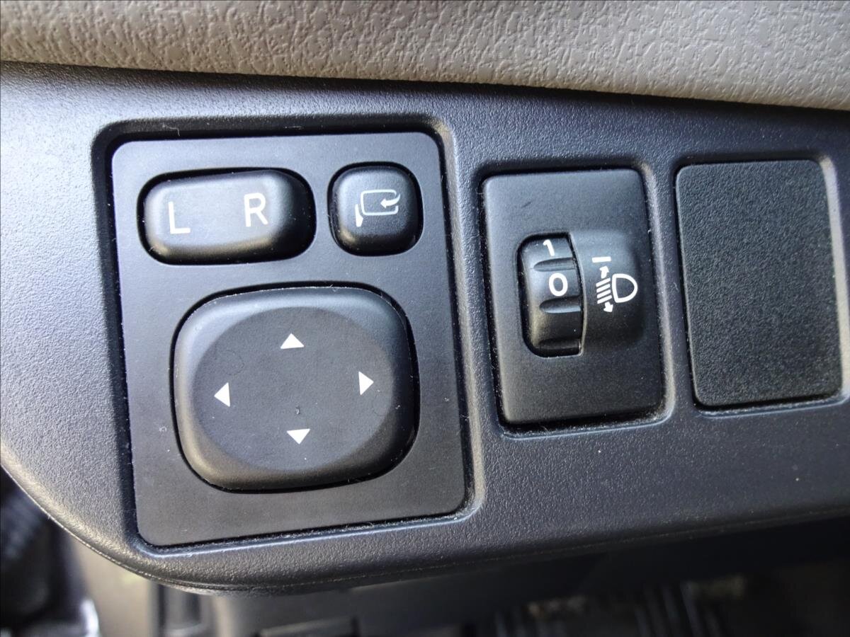 Toyota Yaris Kombi 1,3 l 73 kw