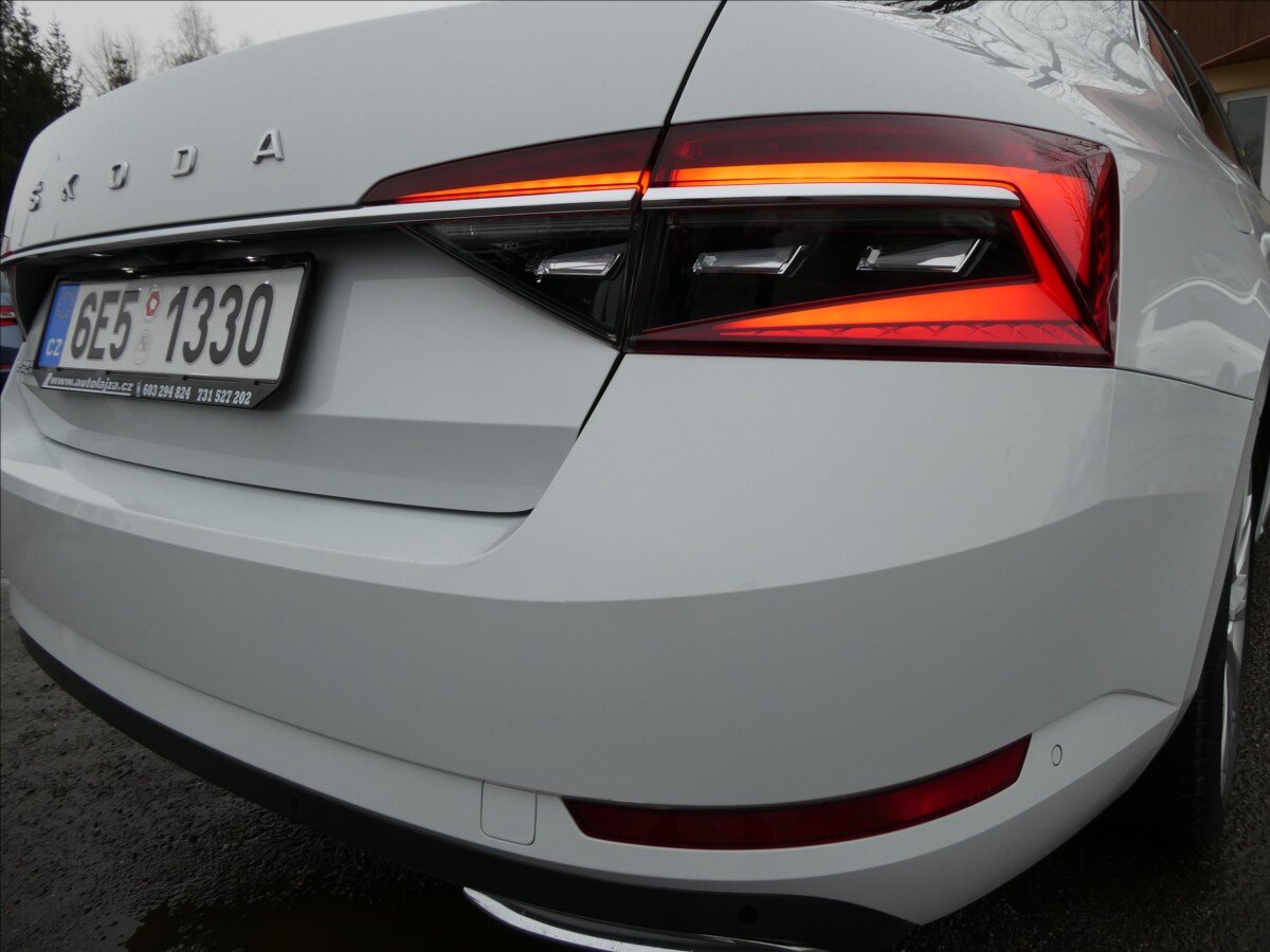 Škoda Superb Sedan / Limuzína 2,0 l 110 kw