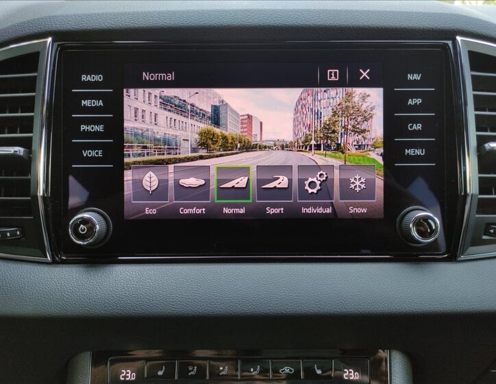 Škoda Karoq SUV 2,0 l 110 kw