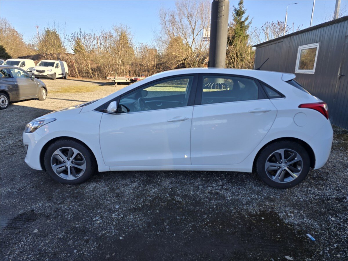 Hyundai i30 Hatchback 1,4 l 66 kw