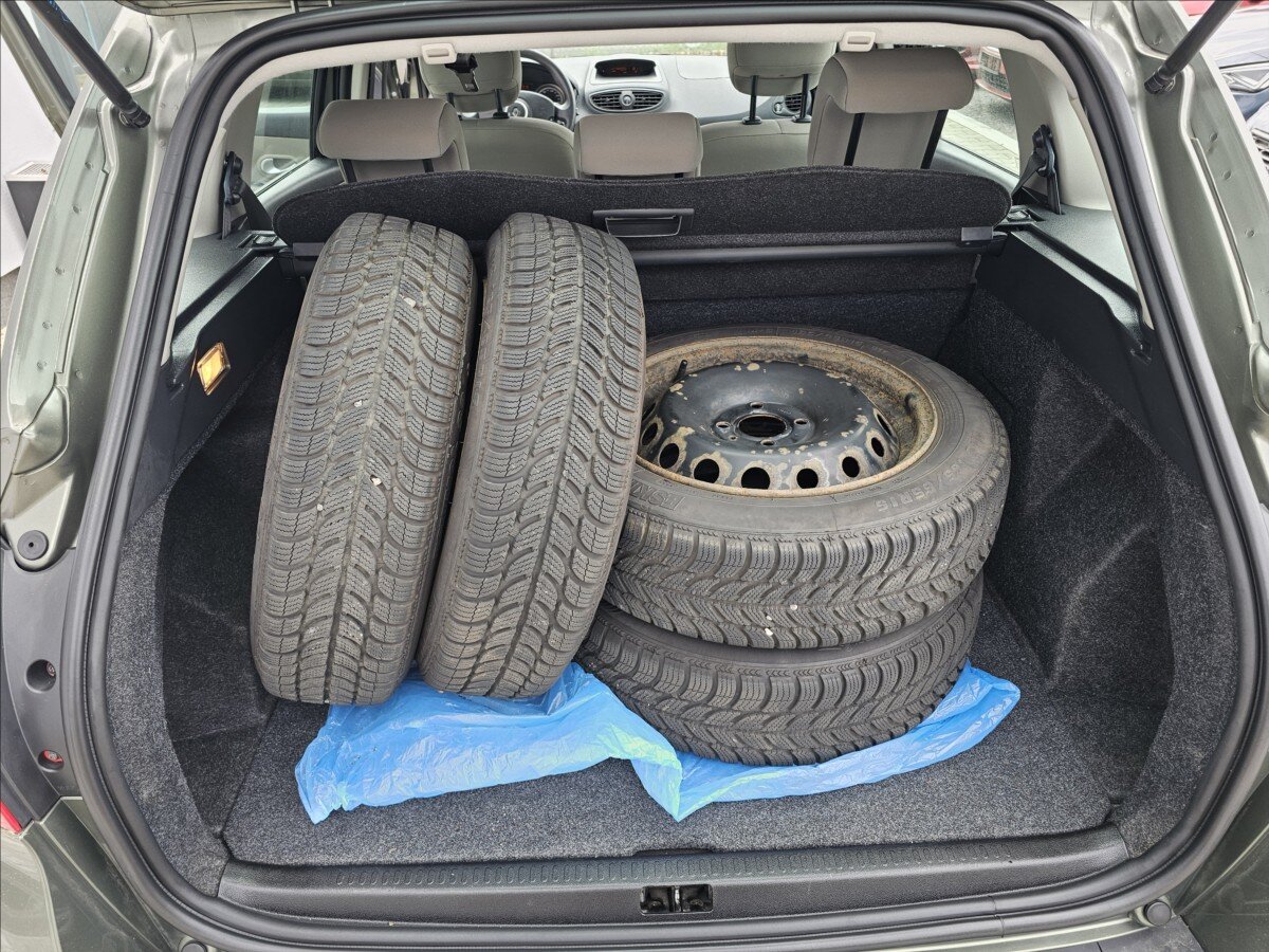 Renault Clio Kombi 1,1 l 55 kw