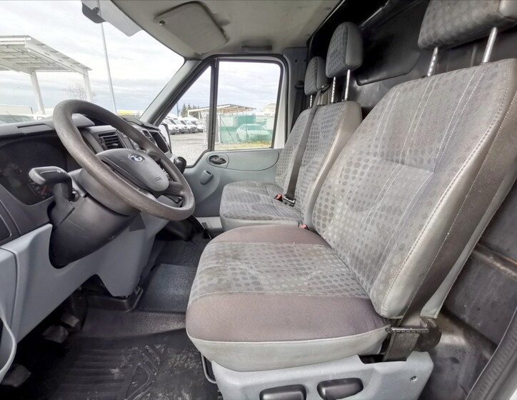 Ford Transit 5