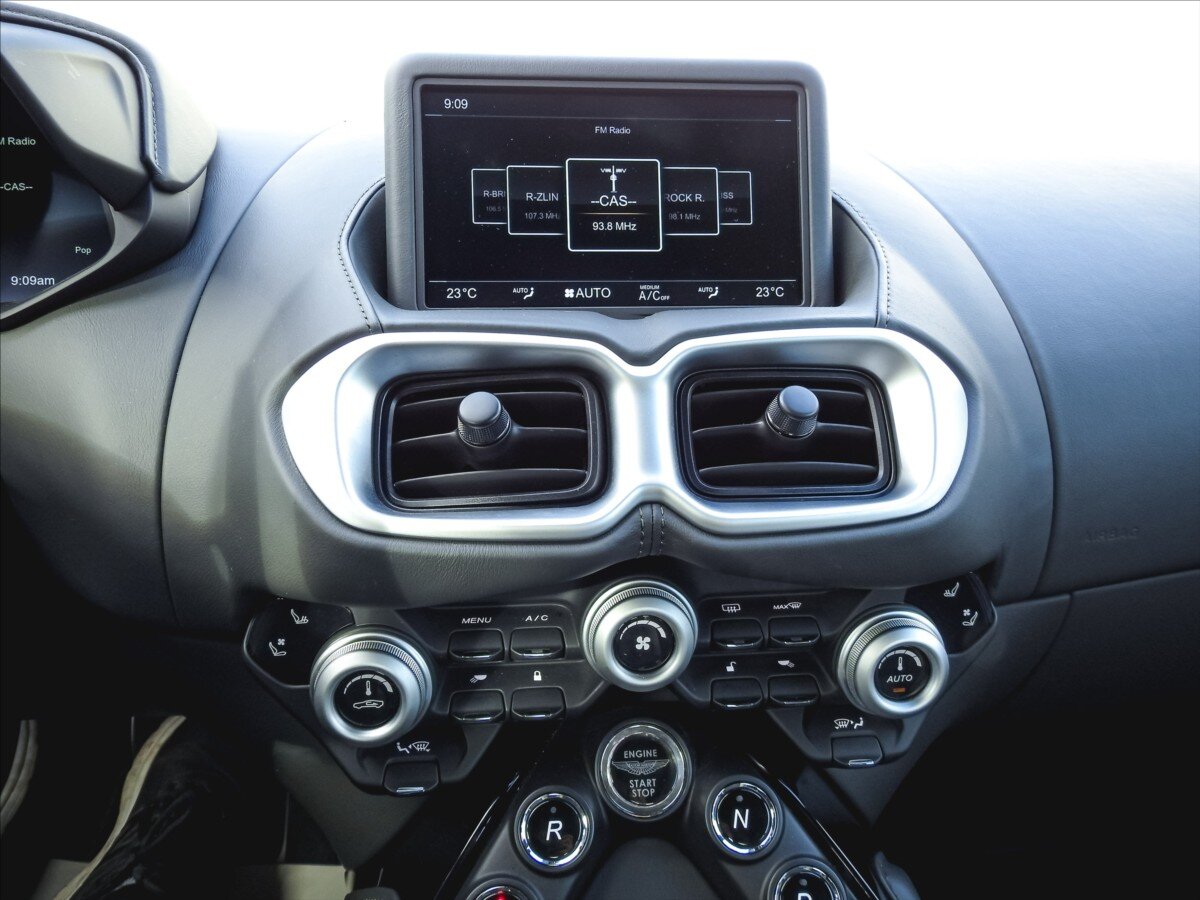 Aston Martin V8 Vantage Kupé 4,0 l 375 kw