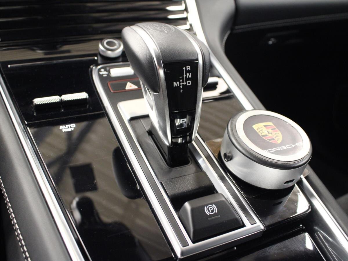Porsche Panamera Hatchback 4,0 l 368 kw