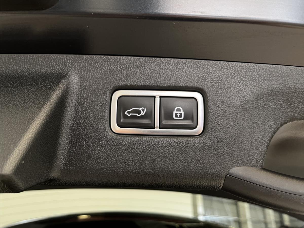 KIA Sorento SUV 2,2 l 148 kw