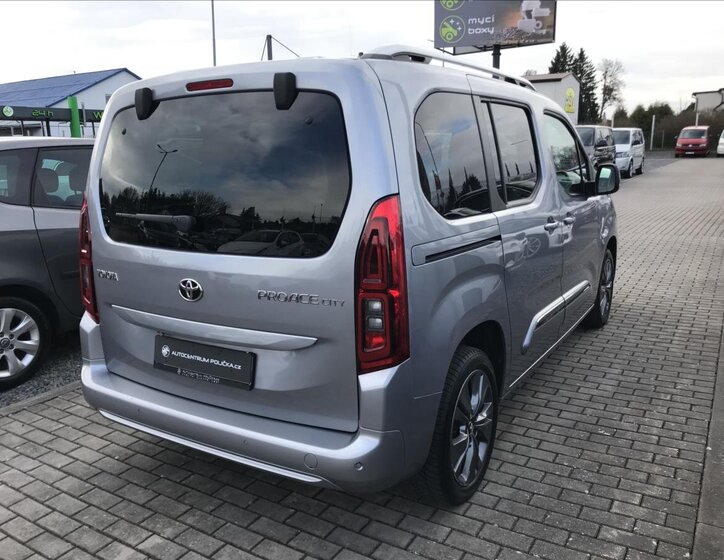 Toyota ProAce City Verso Kombi 1,5 l 96 kw