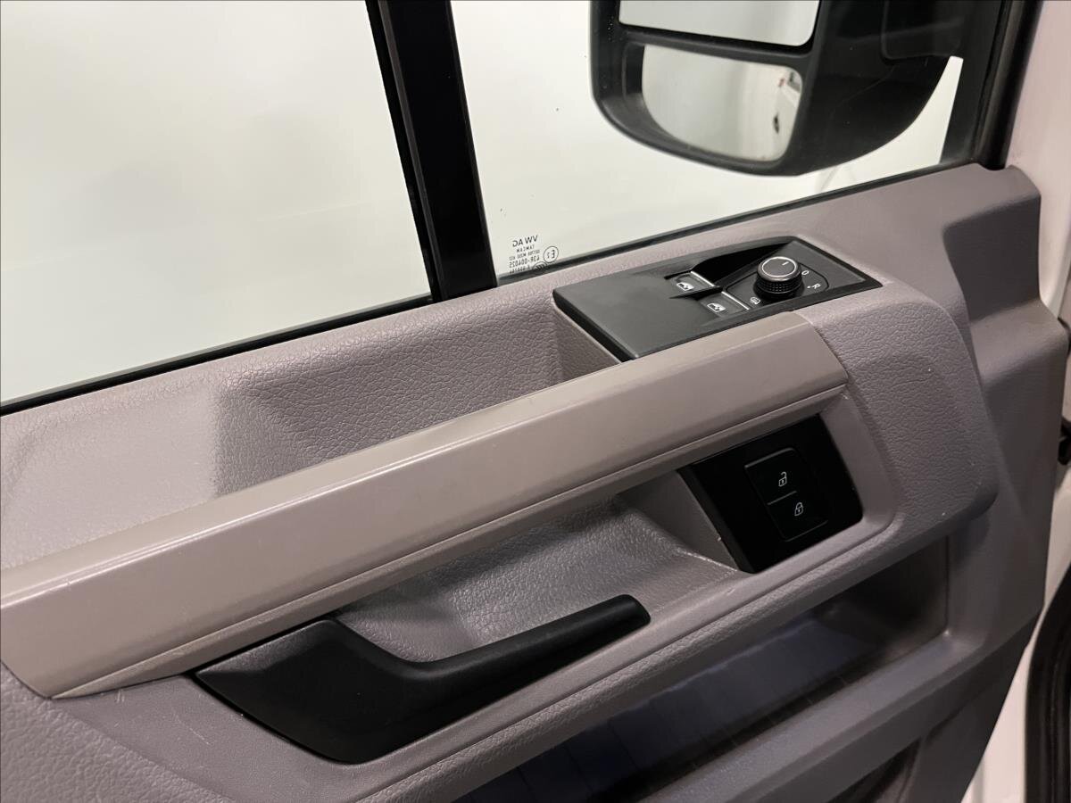 Volkswagen Crafter Skříň 2,0 l 103 kw