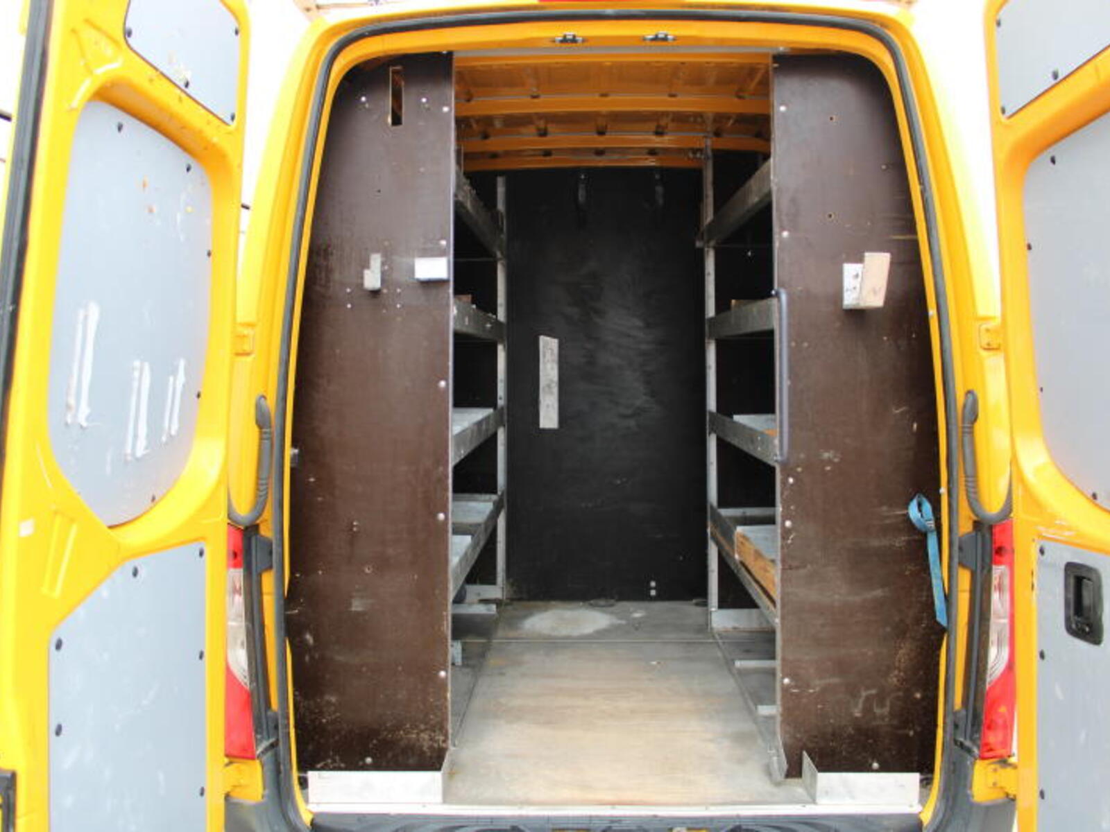 Mercedes-Benz Sprinter 7