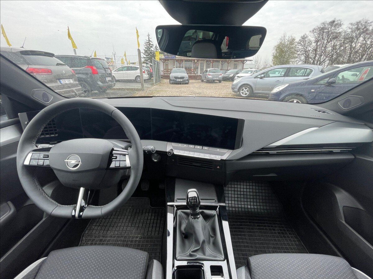 Opel Astra Kombi 1,2 l 96 kw